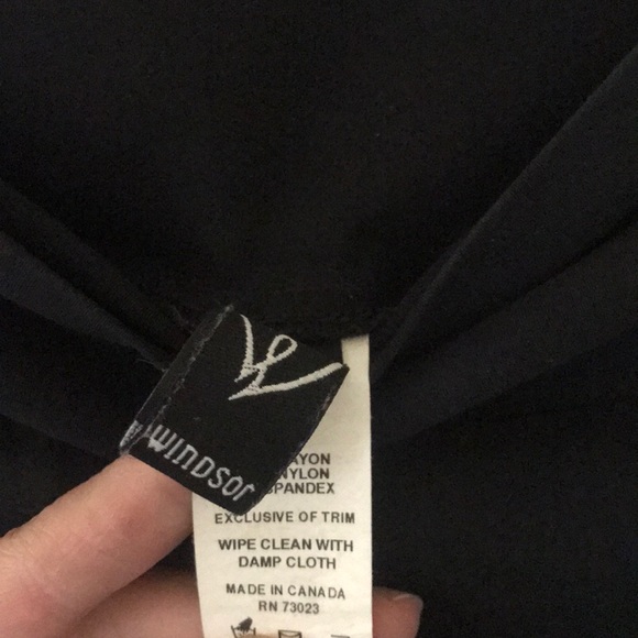 Classic black pencil skirt - Picture 4 of 4